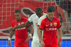 关于欧联倒计时，上海海港加时末段防线松动，细节引发关注，态度坚定，身体对抗强度拉满的信息-九游娱乐官方平台