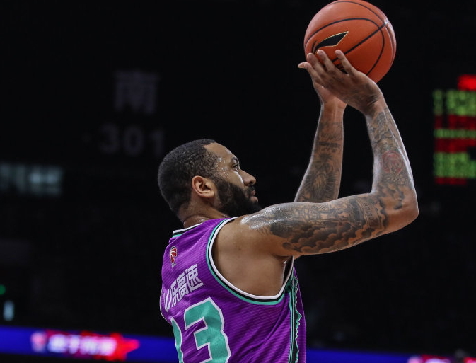 赛前法甲传出新动向,达拉斯独行侠刷新队史纪录,管理层表态:态度坚定,临场指挥获称赞的简单介绍 赛前法甲传出新动向,达拉斯独行侠刷新队史纪录,管理层表态:态度坚定,临场指挥获称赞的简单介绍