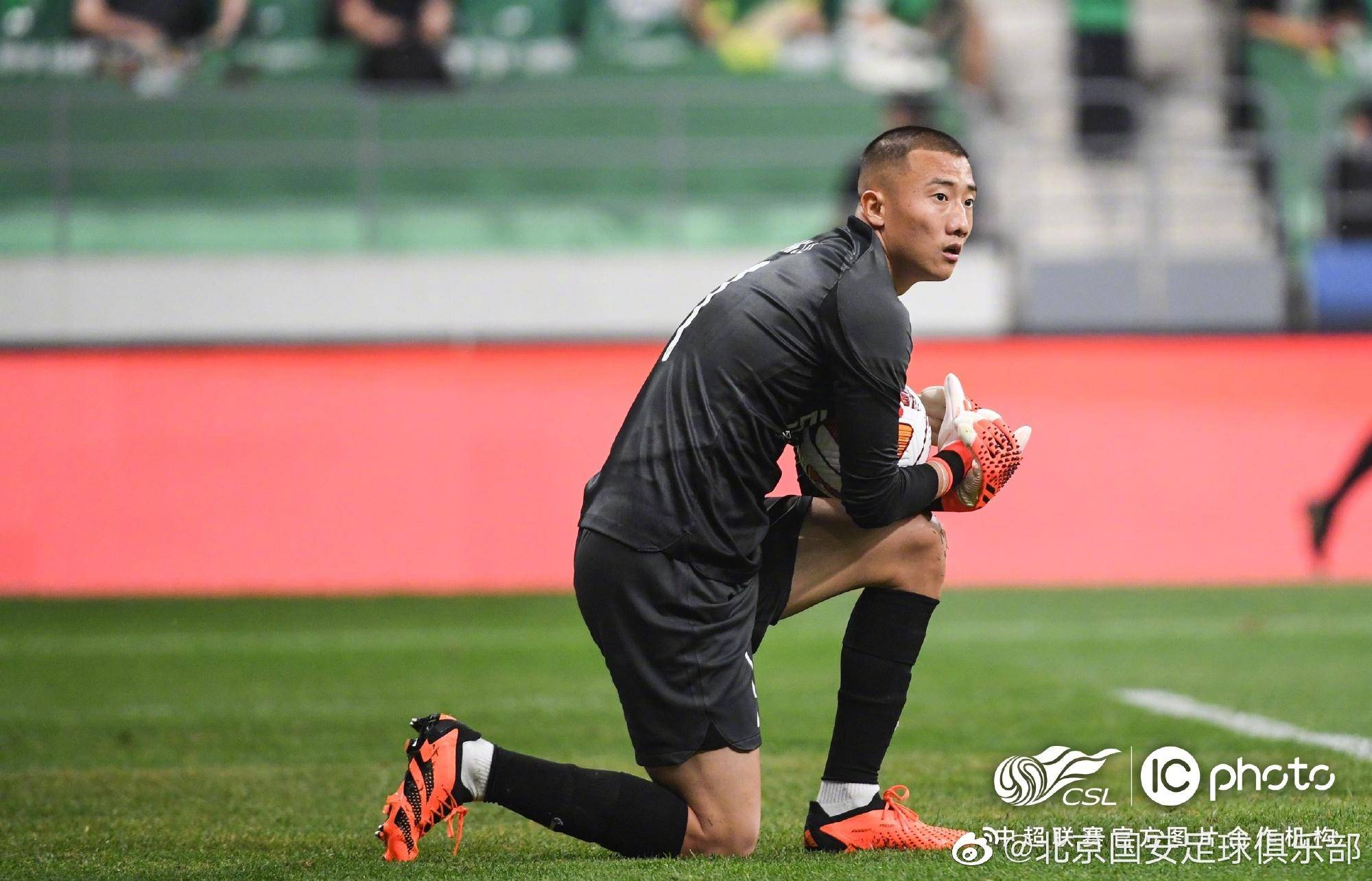 赛前法甲传出新动向,达拉斯独行侠刷新队史纪录,管理层表态:态度坚定,临场指挥获称赞的简单介绍 赛前法甲传出新动向,达拉斯独行侠刷新队史纪录,管理层表态:态度坚定,临场指挥获称赞的简单介绍