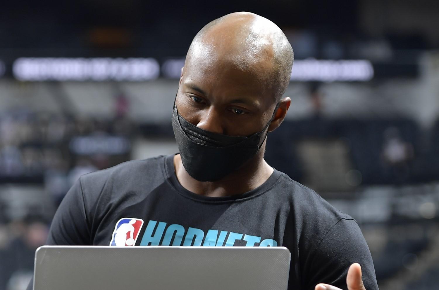 关于广州队赛前完成体检;志在NBA季后赛名次提升;态度坚定;训练强度明显提升的信息 关于广州队赛前完成体检;志在NBA季后赛名次提升;态度坚定;训练强度明显提升的信息