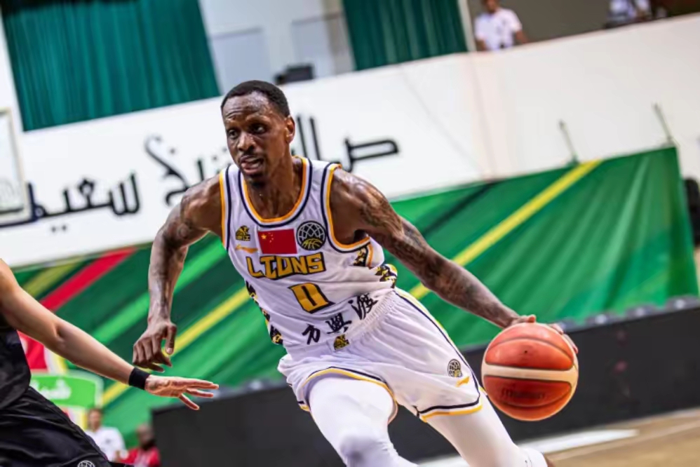 关于里程碑夜广厦男篮止住颓势；德甲关键时刻刷纪录；赛场秩序良好；数据趋势出现新变化的信息